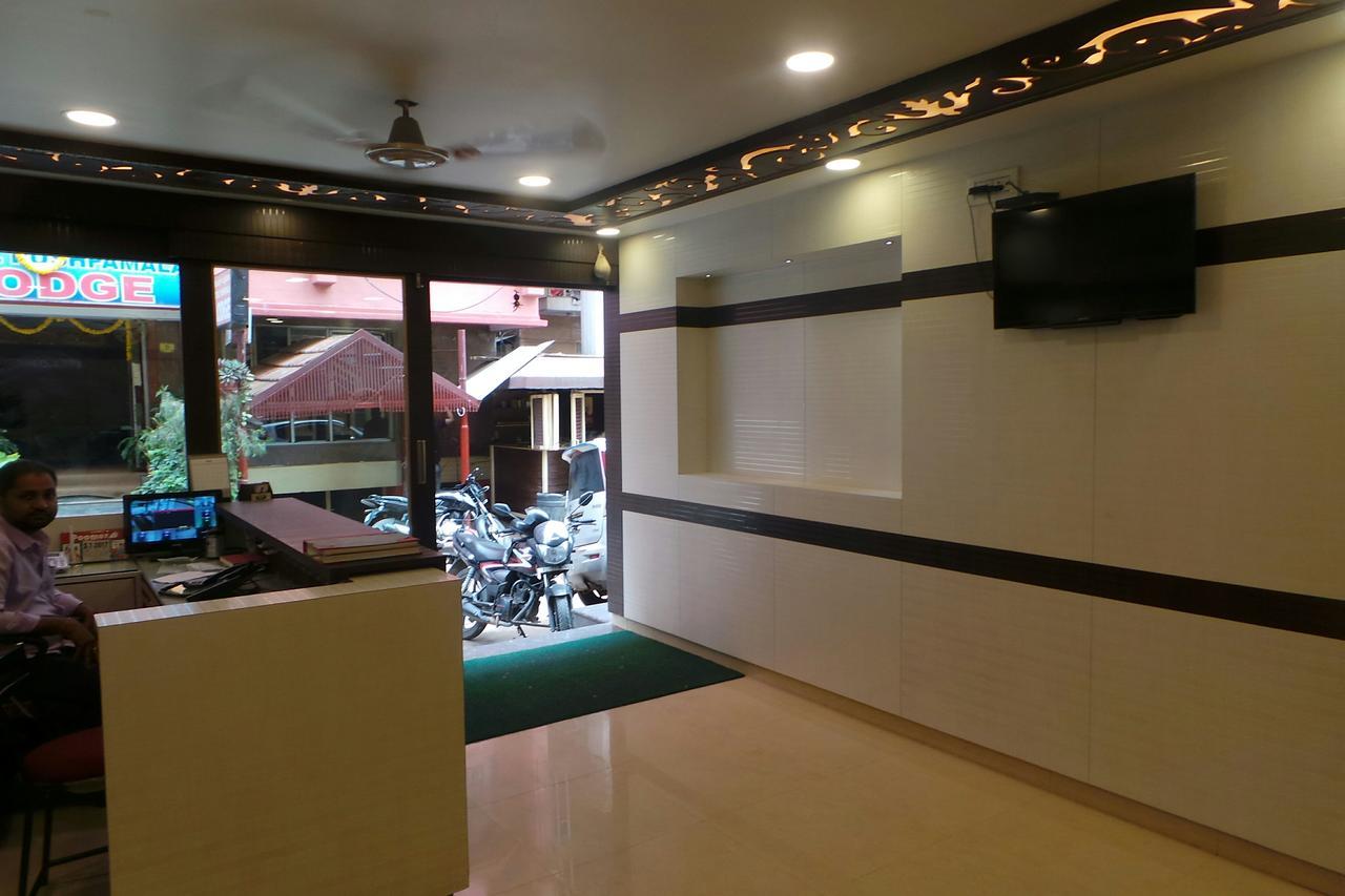 Manjusri Paradise Bangalore Bagian luar foto